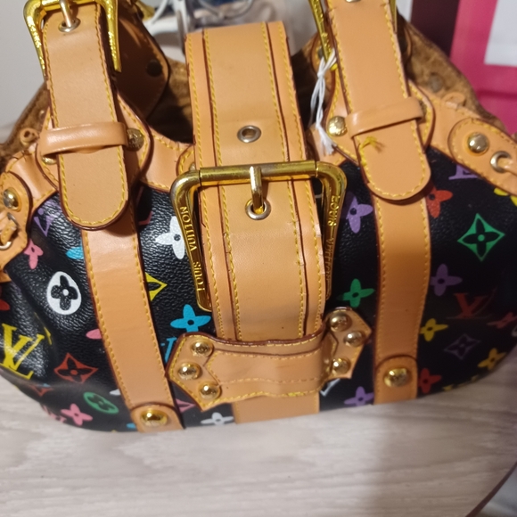 Vintage Purse - Picture 2 of 7